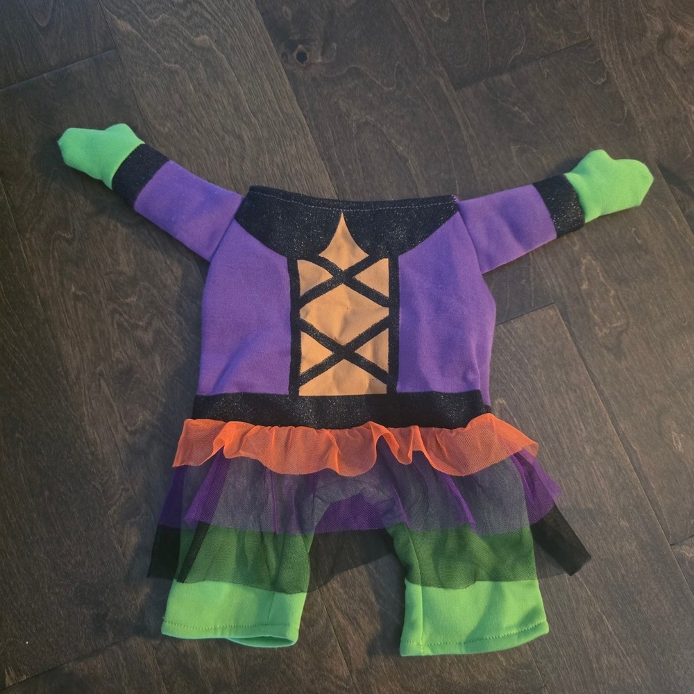 NWOT Dog Haloween Witch costume size Small